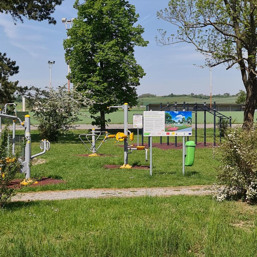 Вілла Tiny House Neusiedl an der Zaya Екстер'єр фото